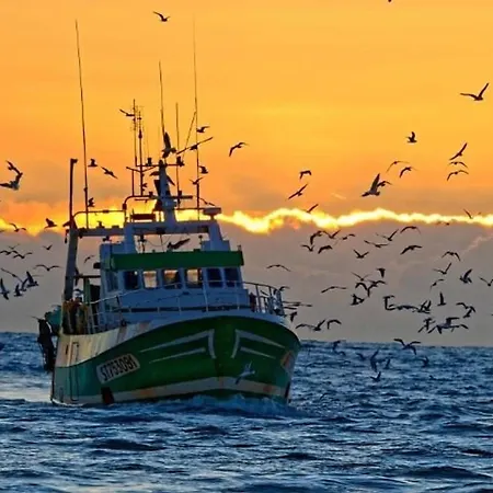 Climatise Pour 4 Pers A 350m De La Avec Parking - Fr-1-307-222 Apartmán