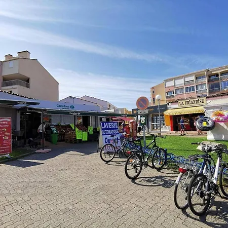 Climatise Pour 4 Pers A 350m De La Avec Parking - Fr-1-307-222 * Le Grau-du-Roi