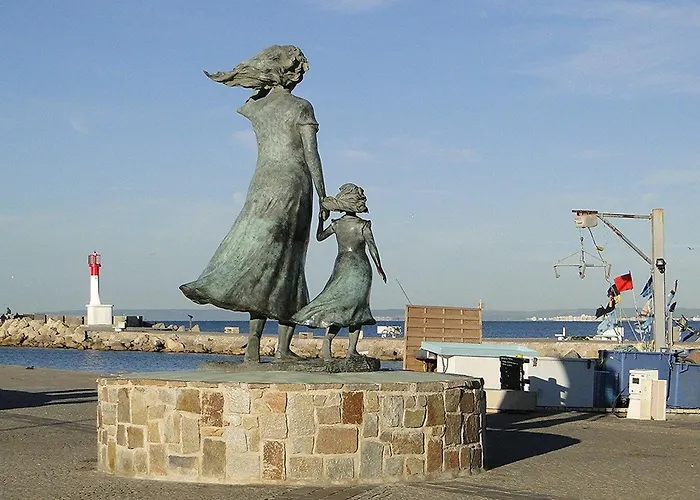 Apartamento Climatisé Pour 4 Pers à 350m De La Avec Parking - Fr-1-307-222 Le Grau-du-Roi